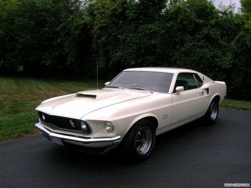 Ford Mustang -  24