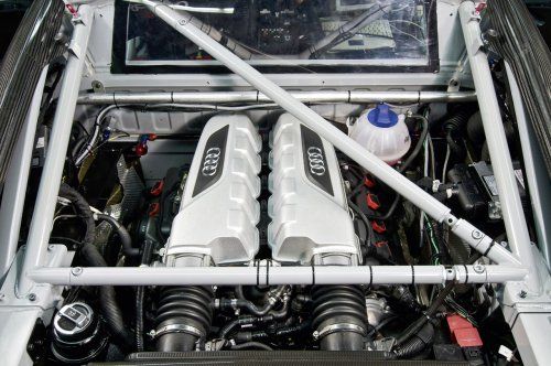  Infocar: Audi R8 LMS -  16