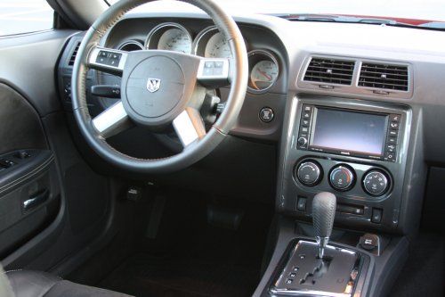 Infocar: 2009 Dodge Challenger SRT8  -  8