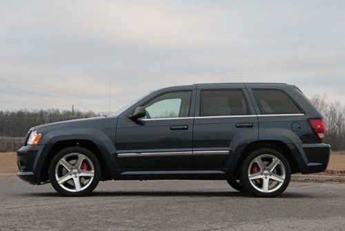  Infocar: 2009 Jeep Grand Cherokee SRT8 -  5