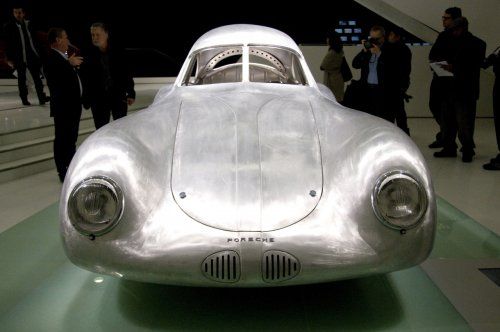  Porsche   -  23