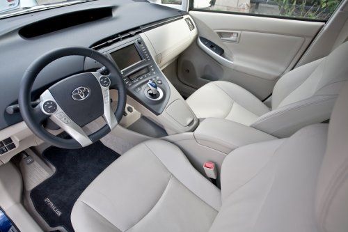  Infocar: 2010 Toyota Prius -  18