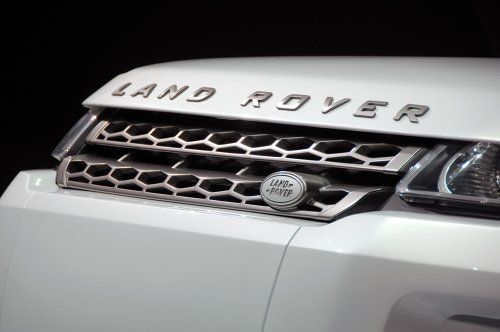  Land Rover LRX Concept -  11