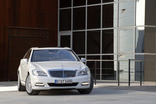  InfoCar: 2010 Mercedes-Benz S400 Hybrid -  10