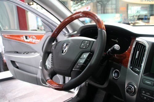 2009 New-York:  Hyundai Equus -  13