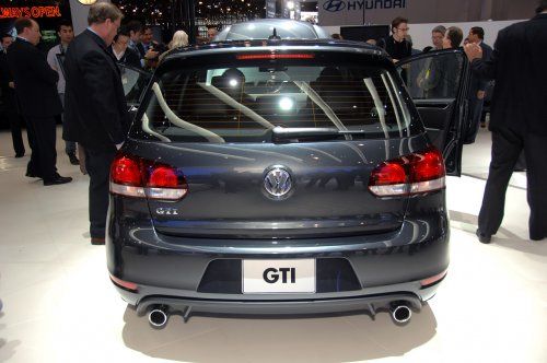 2009 New-York:  2010 Volkswagen GTI -  3