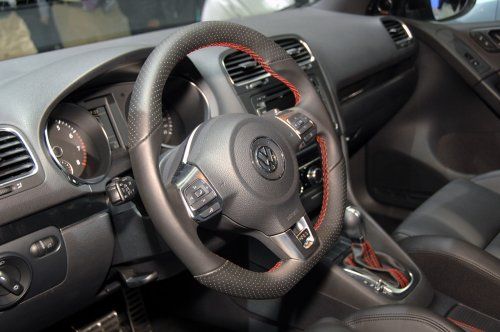 2009 New-York:  2010 Volkswagen GTI -  17