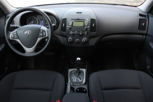  InfoCar: 2009 Hyundai Elantra Touring -  9