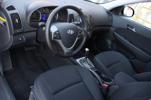  InfoCar: 2009 Hyundai Elantra Touring -  10