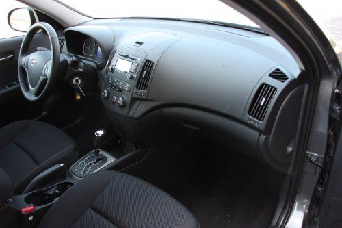  InfoCar: 2009 Hyundai Elantra Touring -  11