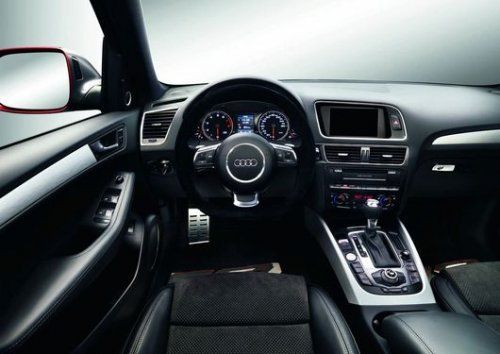 Audi  Q5    -  10
