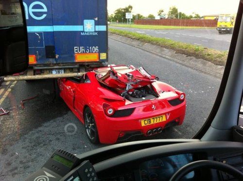      Ferrari 458 Italia -  4