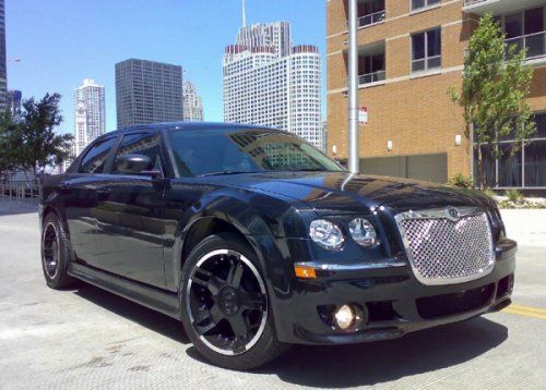   Chrysler 300C  Bentley  Rolls-Royce -  1