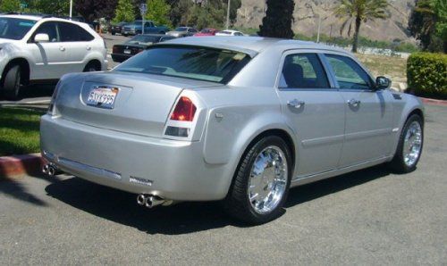   Chrysler 300C  Bentley  Rolls-Royce -  5