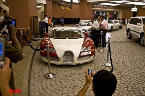 Bugatti Veyron -  4
