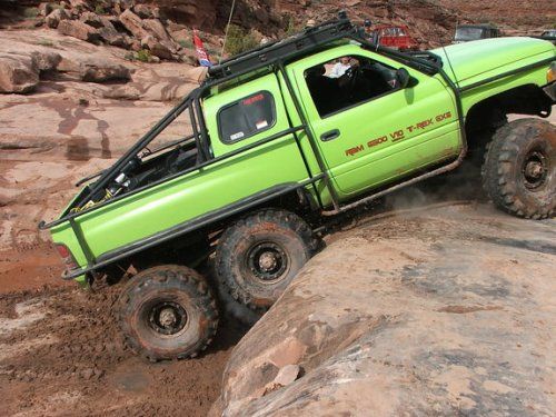 Dodge Ram V10 T-Rex 6x6-   -  6