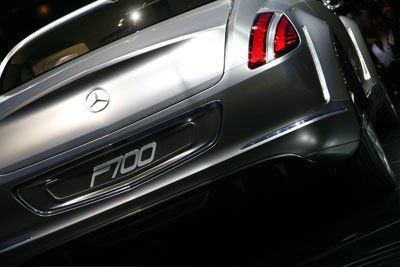 Mercedes F700 -    -  5