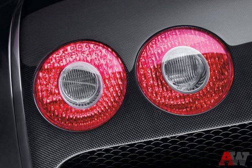 Veyron 16.4 Pur Sang:    Bugatti -  6