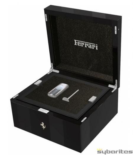 Vertu Ascent Ferrari 60 Limited Edition.  -  1