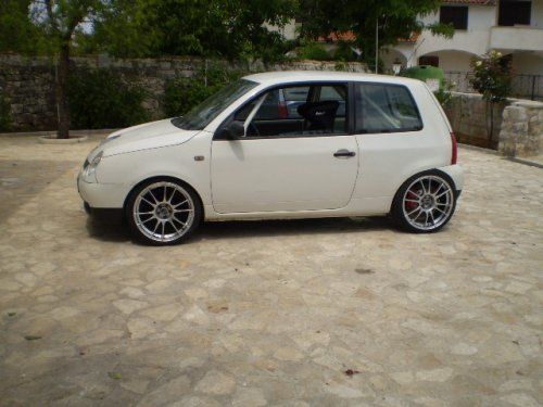 12   VW Lupo.  ! -  13