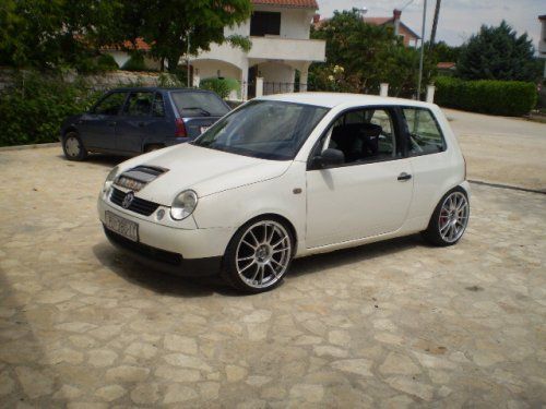 12   VW Lupo.  ! -  14