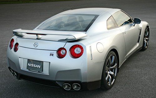 Nissan Skyline GT-R -  9